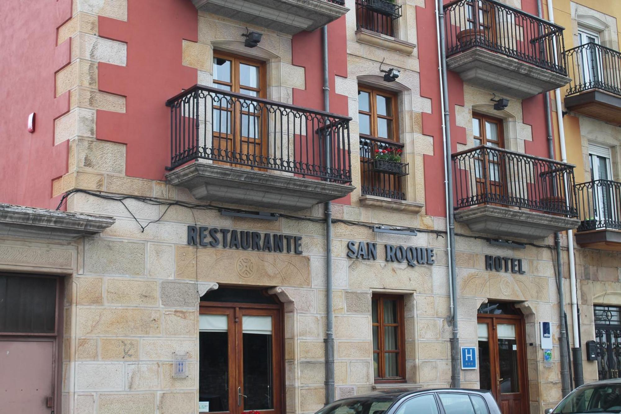 Hotel San Roque Reinosa Exteriör bild